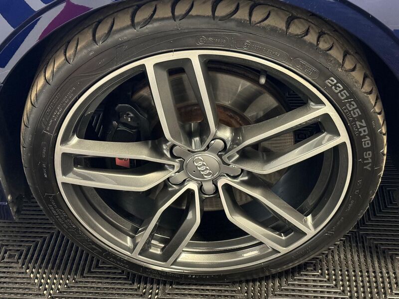 AUDI S3