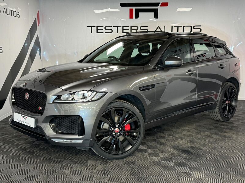 JAGUAR F-PACE