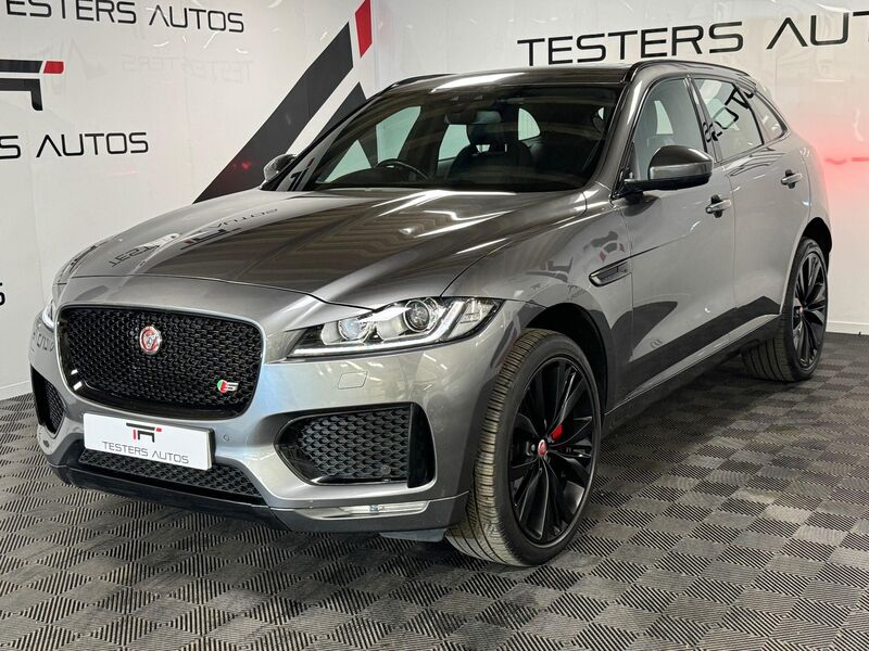 JAGUAR F-PACE