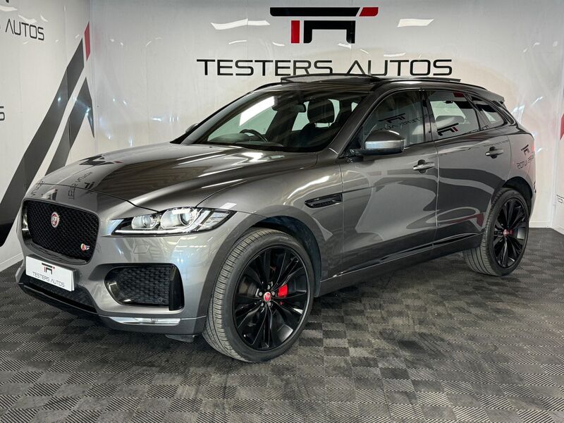 JAGUAR F-PACE