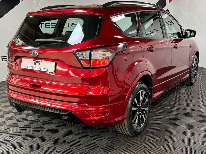 FORD KUGA