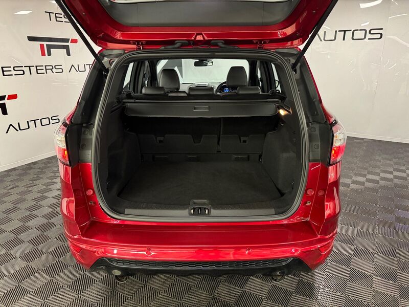 FORD KUGA