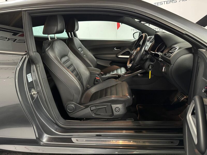 VOLKSWAGEN SCIROCCO