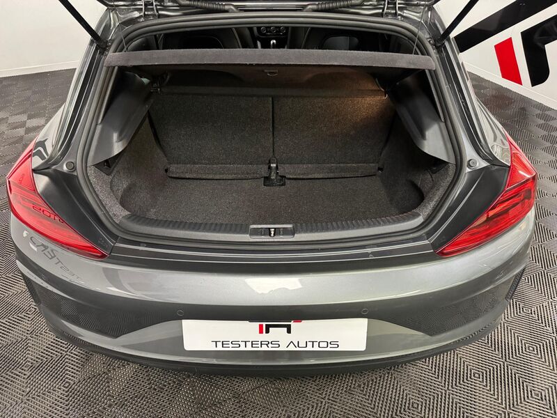 VOLKSWAGEN SCIROCCO
