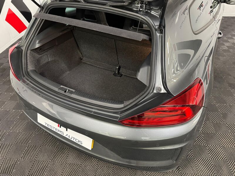 VOLKSWAGEN SCIROCCO