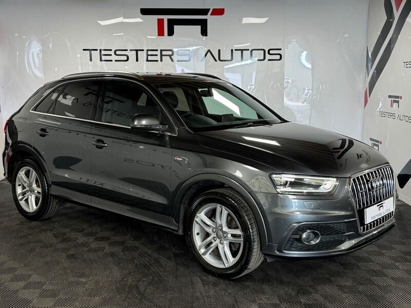 AUDI Q3