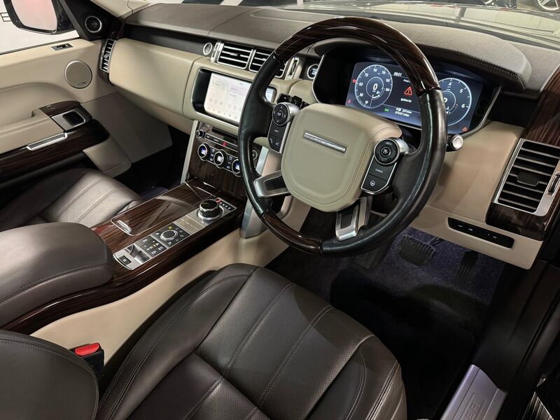 LAND ROVER RANGE ROVER