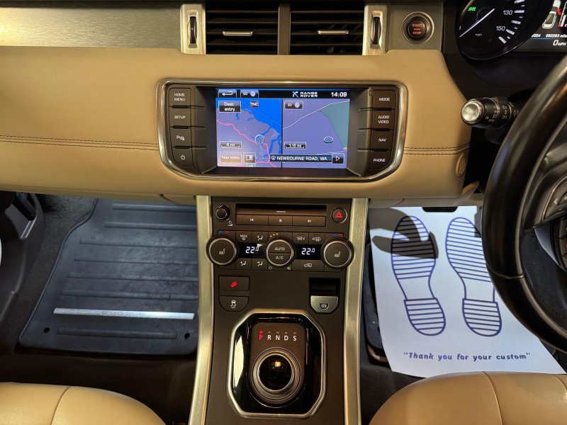 LAND ROVER RANGE ROVER EVOQUE