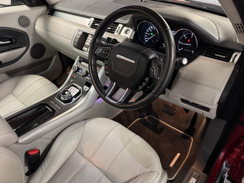 LAND ROVER RANGE ROVER EVOQUE