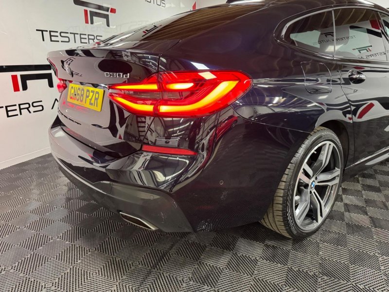 BMW 6 SERIES