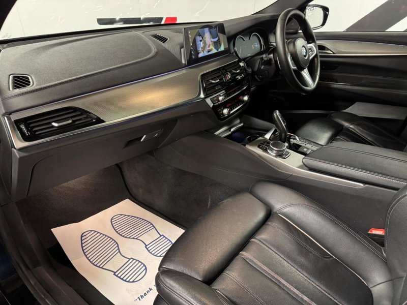BMW 6 SERIES