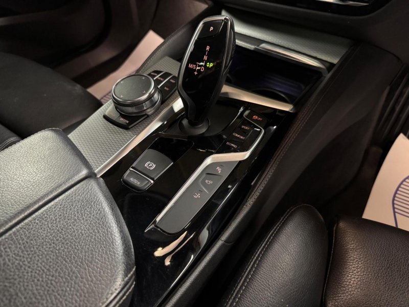 BMW 6 SERIES