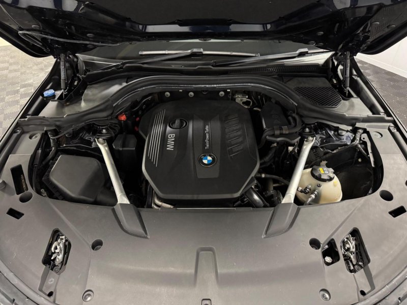 BMW 6 SERIES