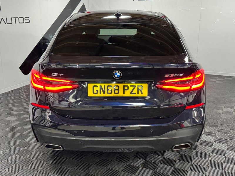 BMW 6 SERIES