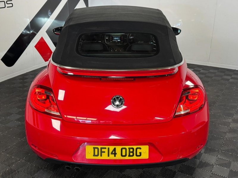 VOLKSWAGEN BEETLE