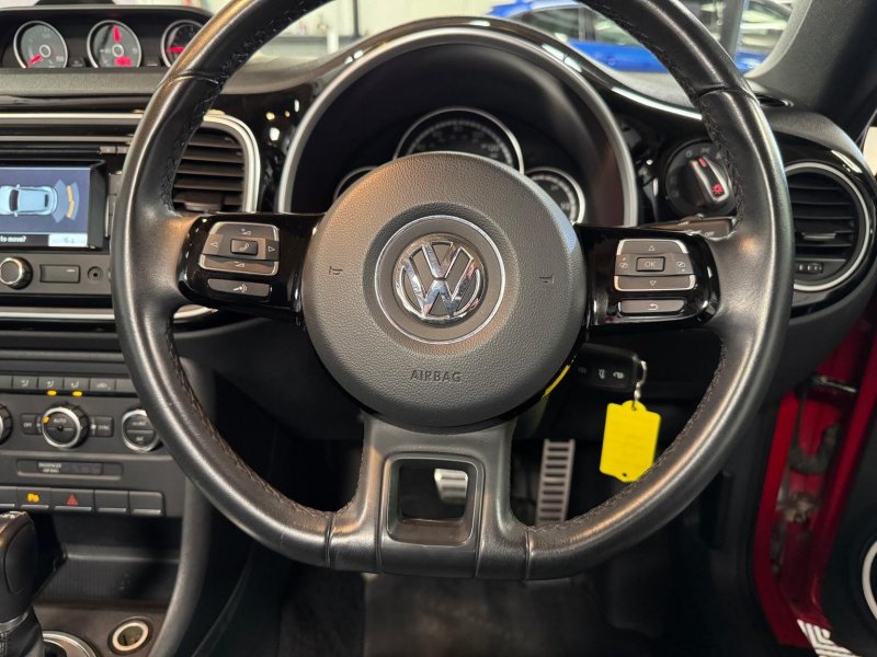 VOLKSWAGEN BEETLE