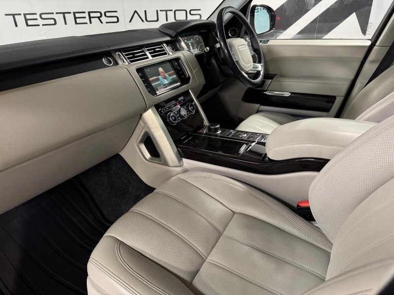 LAND ROVER RANGE ROVER