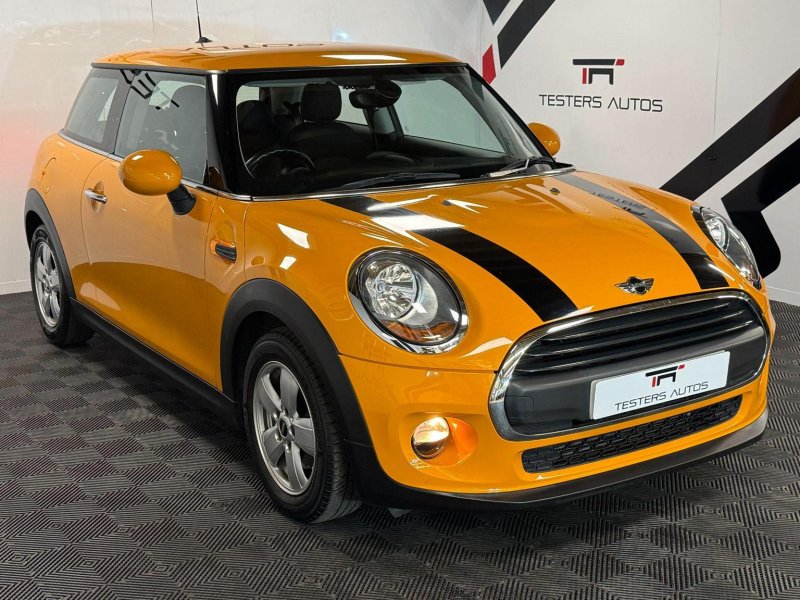 MINI HATCH