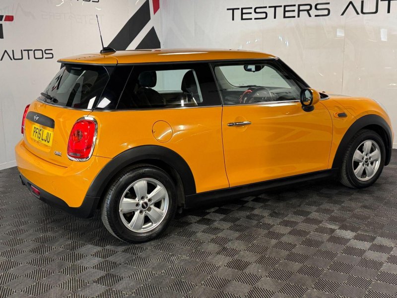 MINI HATCH