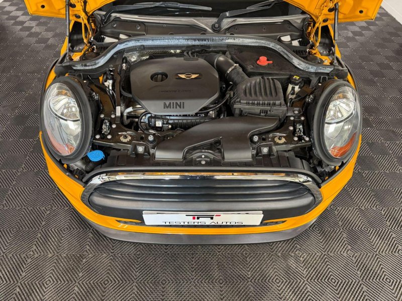 MINI HATCH