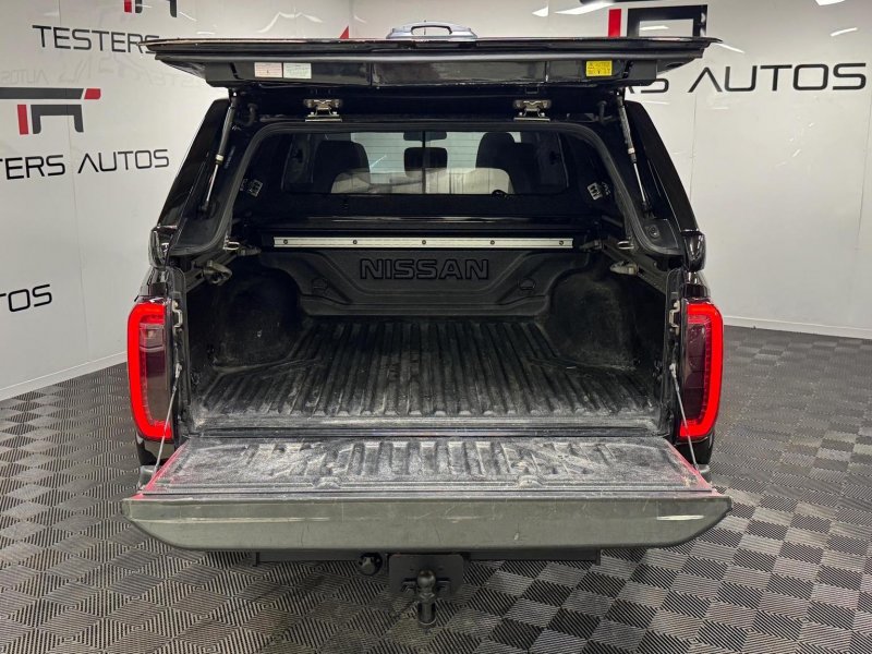 NISSAN NAVARA