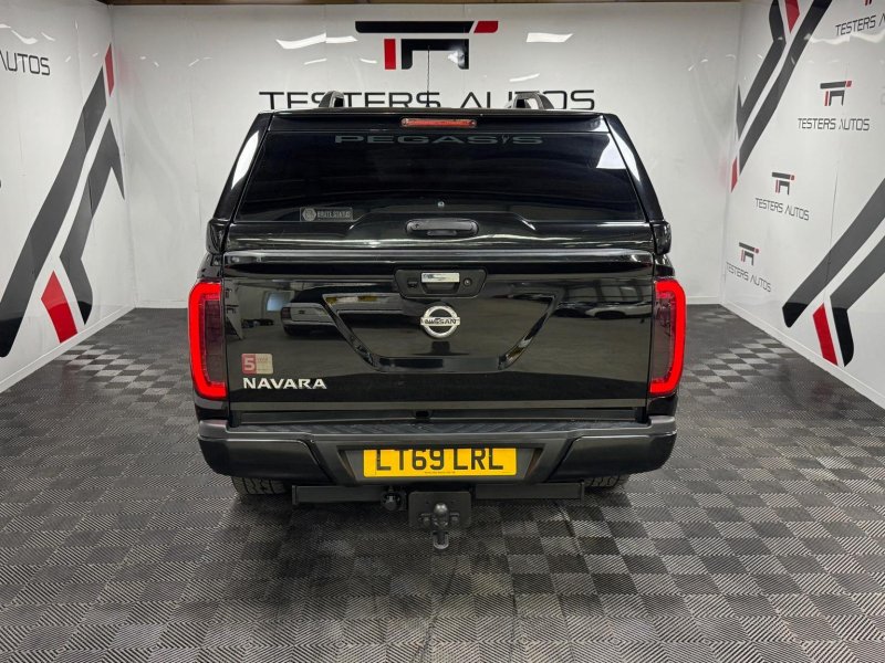 NISSAN NAVARA