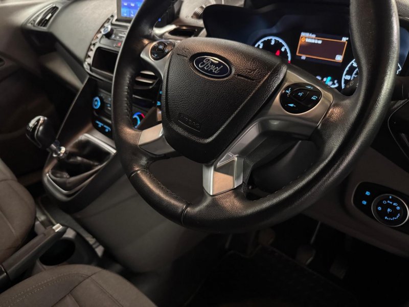 FORD TRANSIT CONNECT